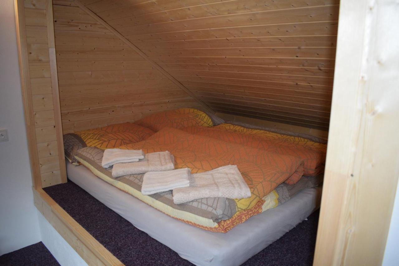 Apartmany Kubova Huť Екстериор снимка