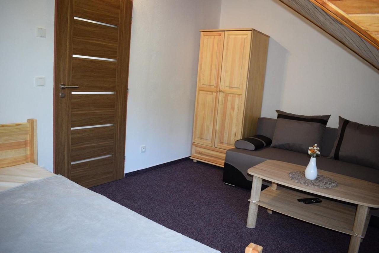 Apartmany Kubova Huť Екстериор снимка
