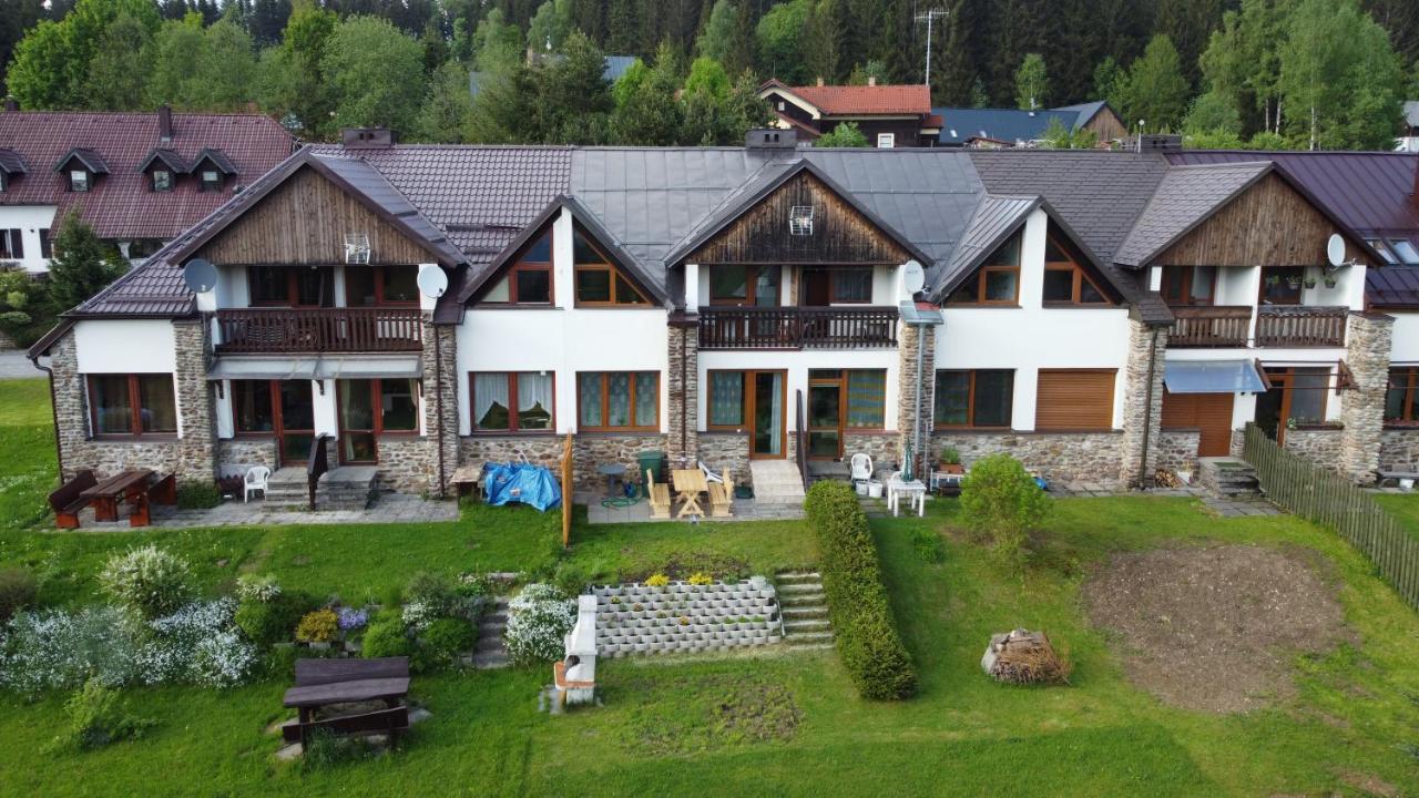 Apartmany Kubova Huť Екстериор снимка